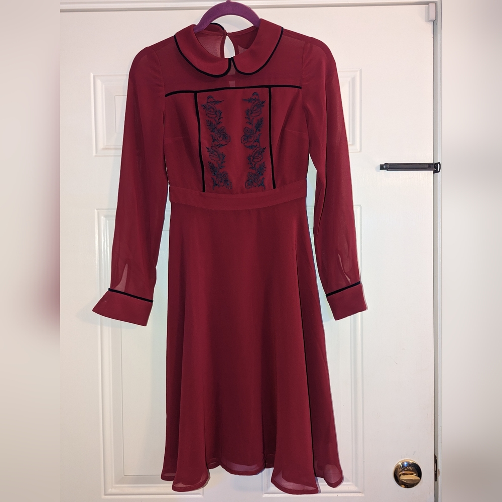 Modcloth Pretty Performative Long Sleeve Dress XXS